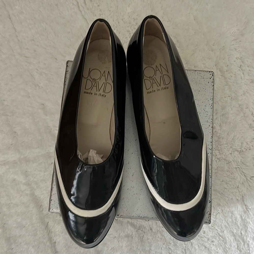 Joan & David girls black and white flat shoes.